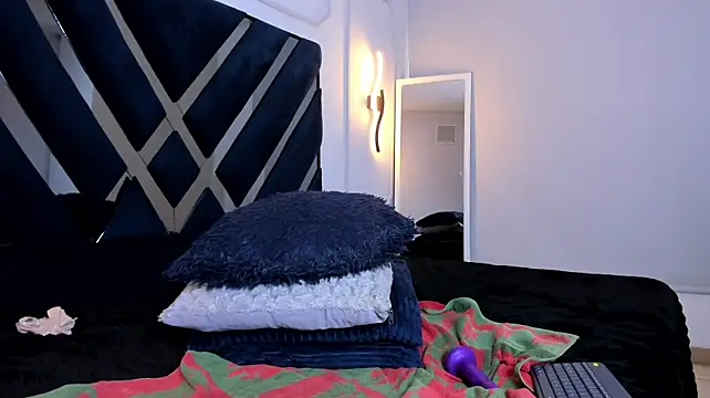 Emma_Montclair_