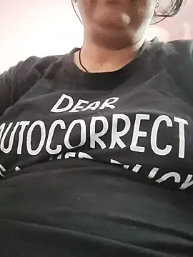Hot_Aunty_44