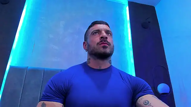 dennis__coxx on Stripchat