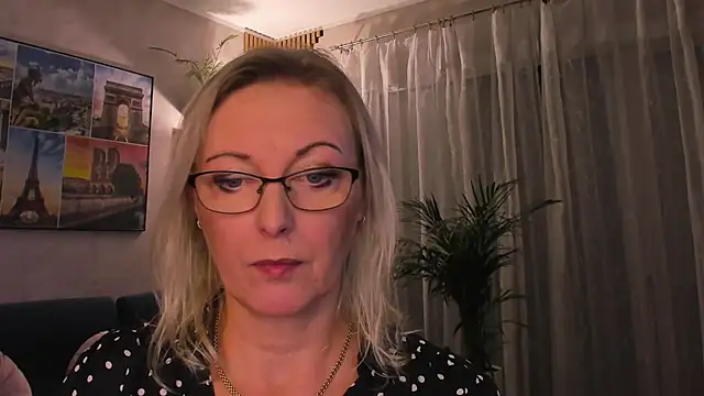 vanessa_chat