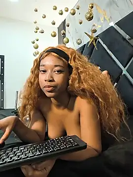 HannaScot live cam on StripChat