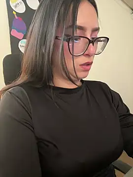 Kloenovoa- live cam on StripChat