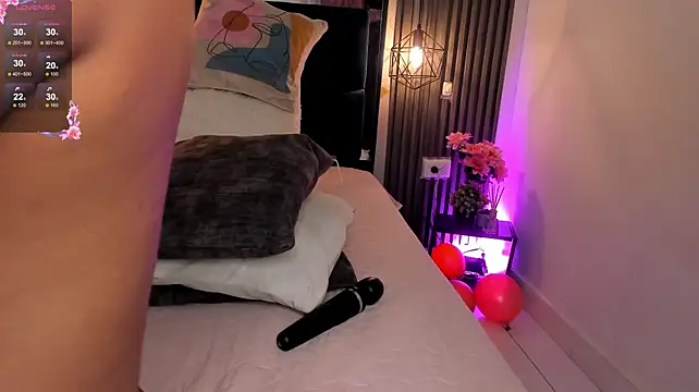 kristakinnky (F young) - Turn on my nora and destroy my pussy