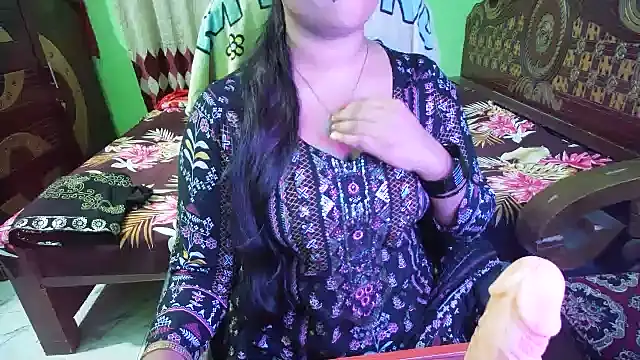 BengaliQueenStar
