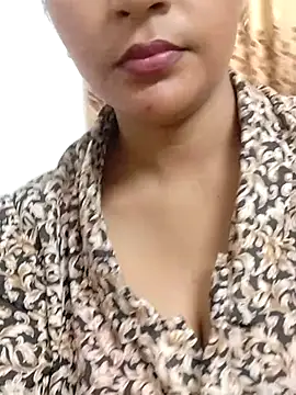 mahi-1992 (F young) - Boobs show 🥰