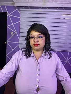 MiiaaJoness