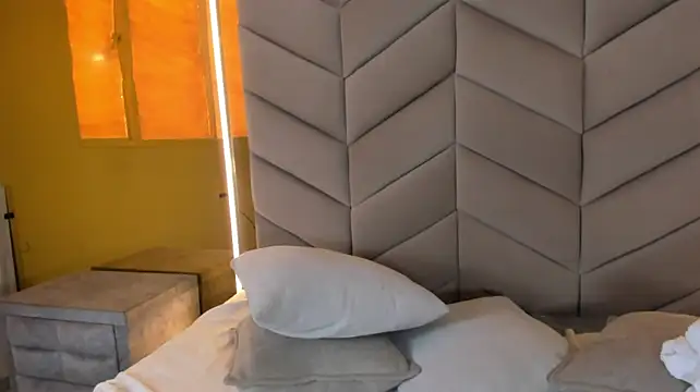 Anny_Aura