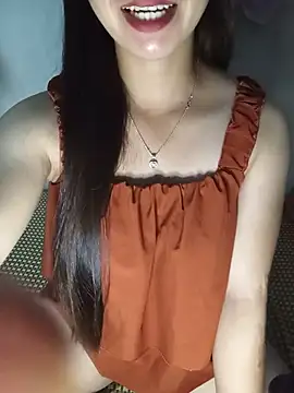 Fiona_2026 live cam on StripChat