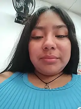 Amber_Herrera live cam on StripChat