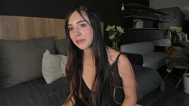 crystal_arlette_ live cam on StripChat
