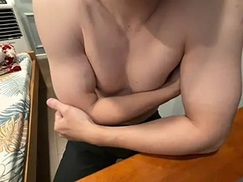 17Komodo live cam on StripChat