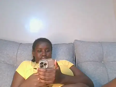 Prettygodess01 live cam on StripChat