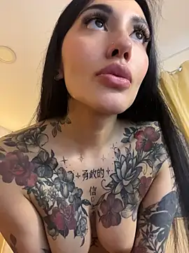 Nahial1