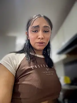 Isabella-Teen