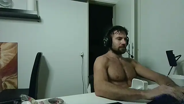 alpha-hunk