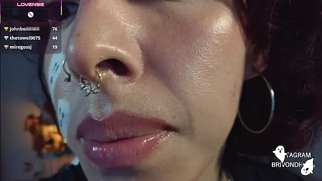 bri_von_dhara__ Live Webcam on Stripchat