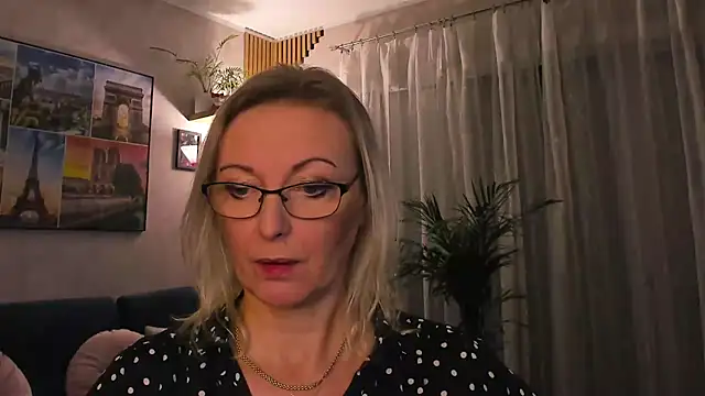 vanessa_chat