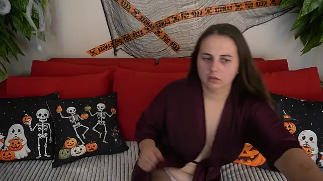 MikaFoxy live cam preview