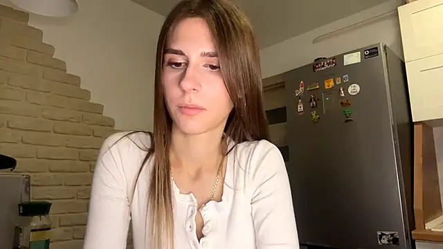 ZaraGuyette live cam preview