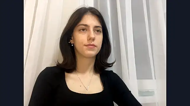 JessicaRomjue live cam on StripChat