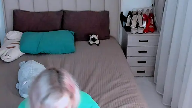 sabrinamacmarren live cam preview