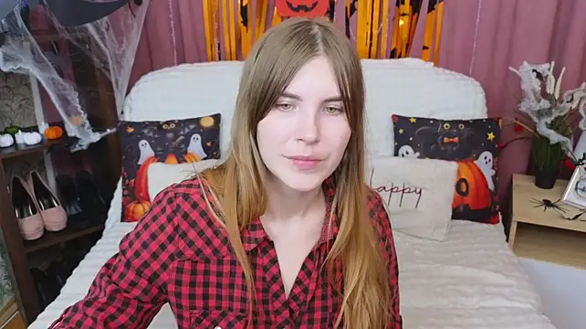 EmilyCuper_ live cam on StripChat