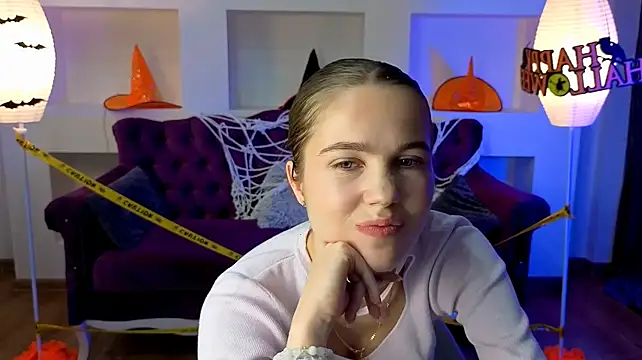 LoveXLexi live cam on StripChat