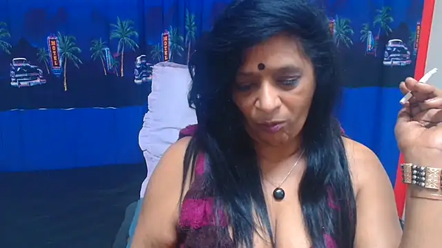 INDIANFUSION live cam on StripChat