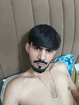 nitinjaat123 live cam on StripChat
