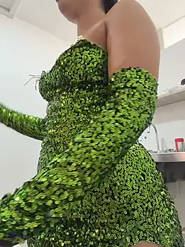 rosiechell_ (F teen) - OIL ON MY ASS 🍑💧
