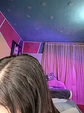 Mysticdooll69 live cam on StripChat