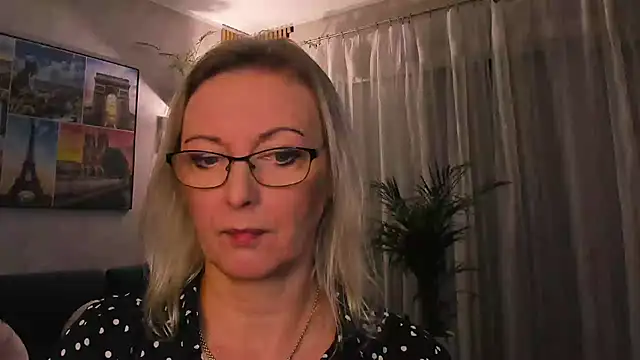 vanessa_chat live cam on StripChat