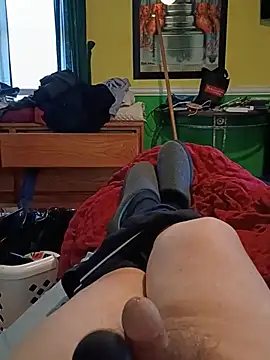 mcwire9 live cam on StripChat