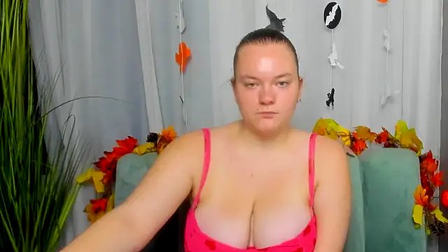LunaArcher live cam preview
