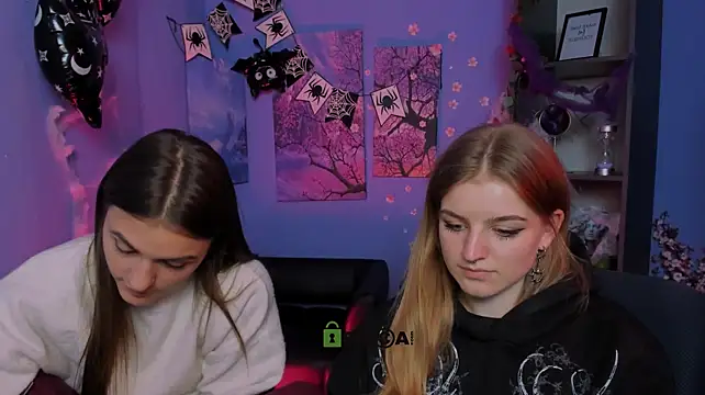 lisa_dark_