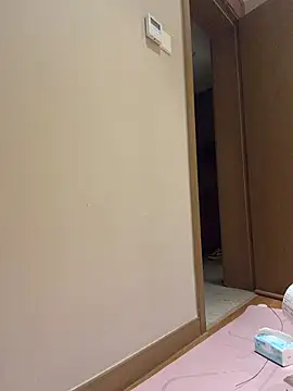 zhenzhu443 (F young) - 抓到我就给糖吃