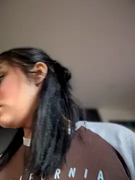 Isabella-Teen