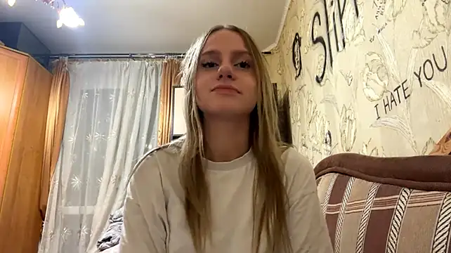 DollieMuhn webcam