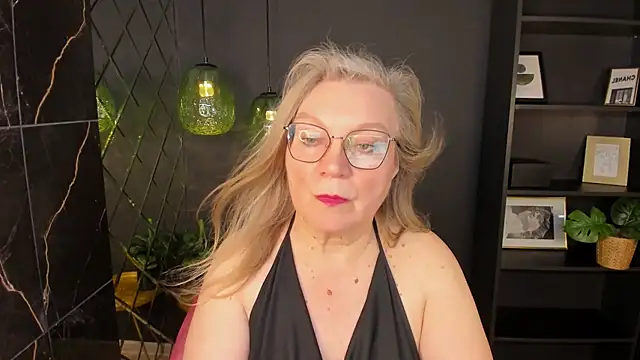 NataliMellow live cam
