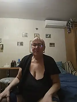 Molli1408 live cam preview