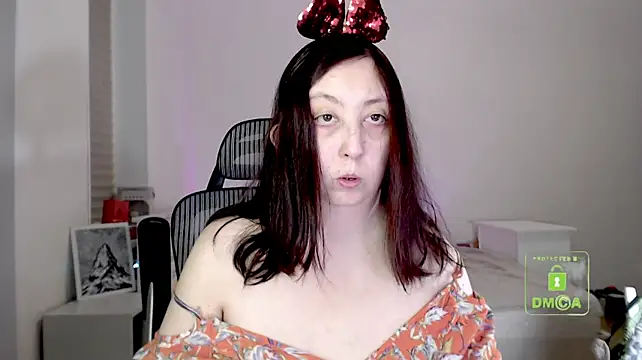 cute_and_hot