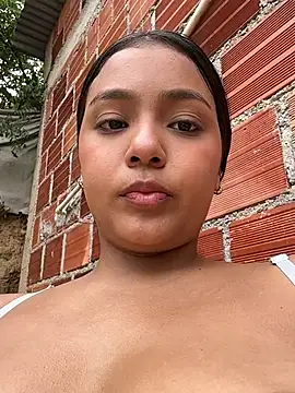baby_morena12 (F teen) - Squirt in my virgin pussy + finger in my