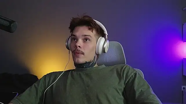 DENIS_HERE live cam preview