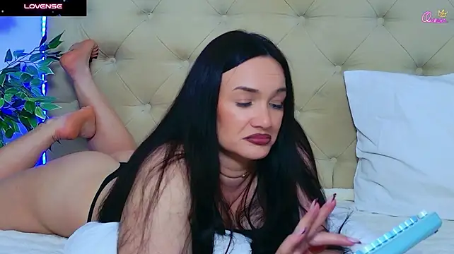 Daliya_ live cam on StripChat