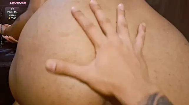 KaliAndLeon live cam on StripChat