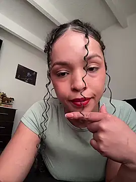 Yasmin777_