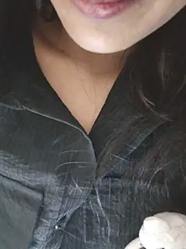 sexy_aaruhi webcam