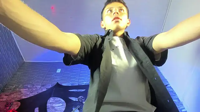 ryanmilk_ webcam