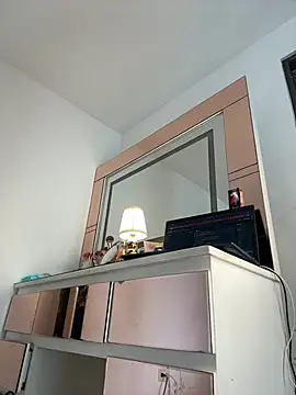 Jenn_Layton