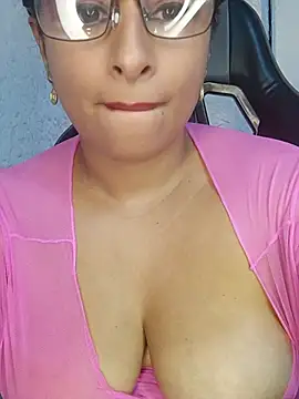 Alizon_1 live cam on StripChat